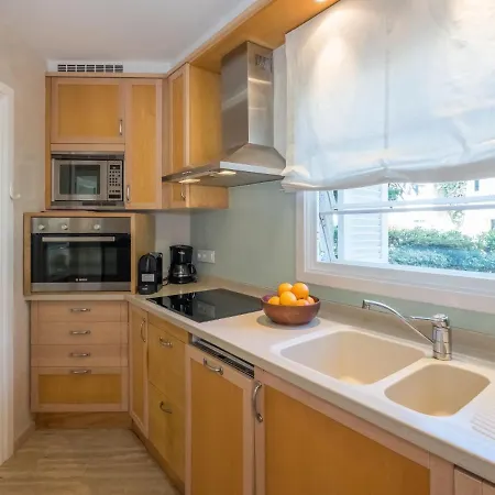 דירה Minerva Sea Views By Interhome פורט ד'אלקודיה