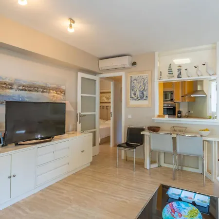 דירה Minerva Sea Views By Interhome *